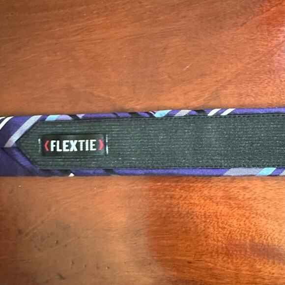 Van Heusen 100% Silk FLEXTIE Neck tie NWT NEW Purple Plaid Classic Work Career - Picture 10 of 13